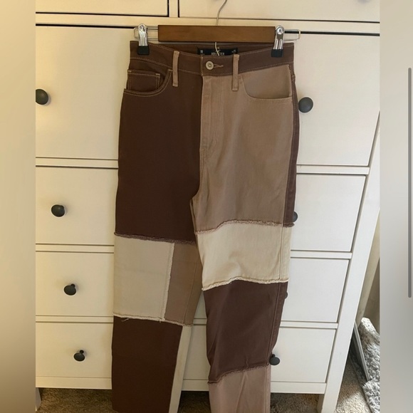 Hollister patched jeans - Picture 2 of 5